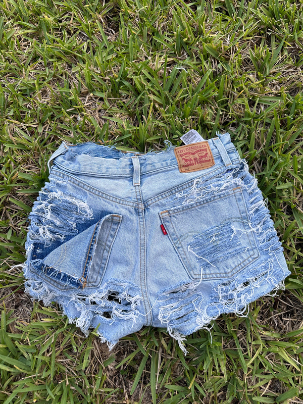 1 of 1 Shorts - Size 27