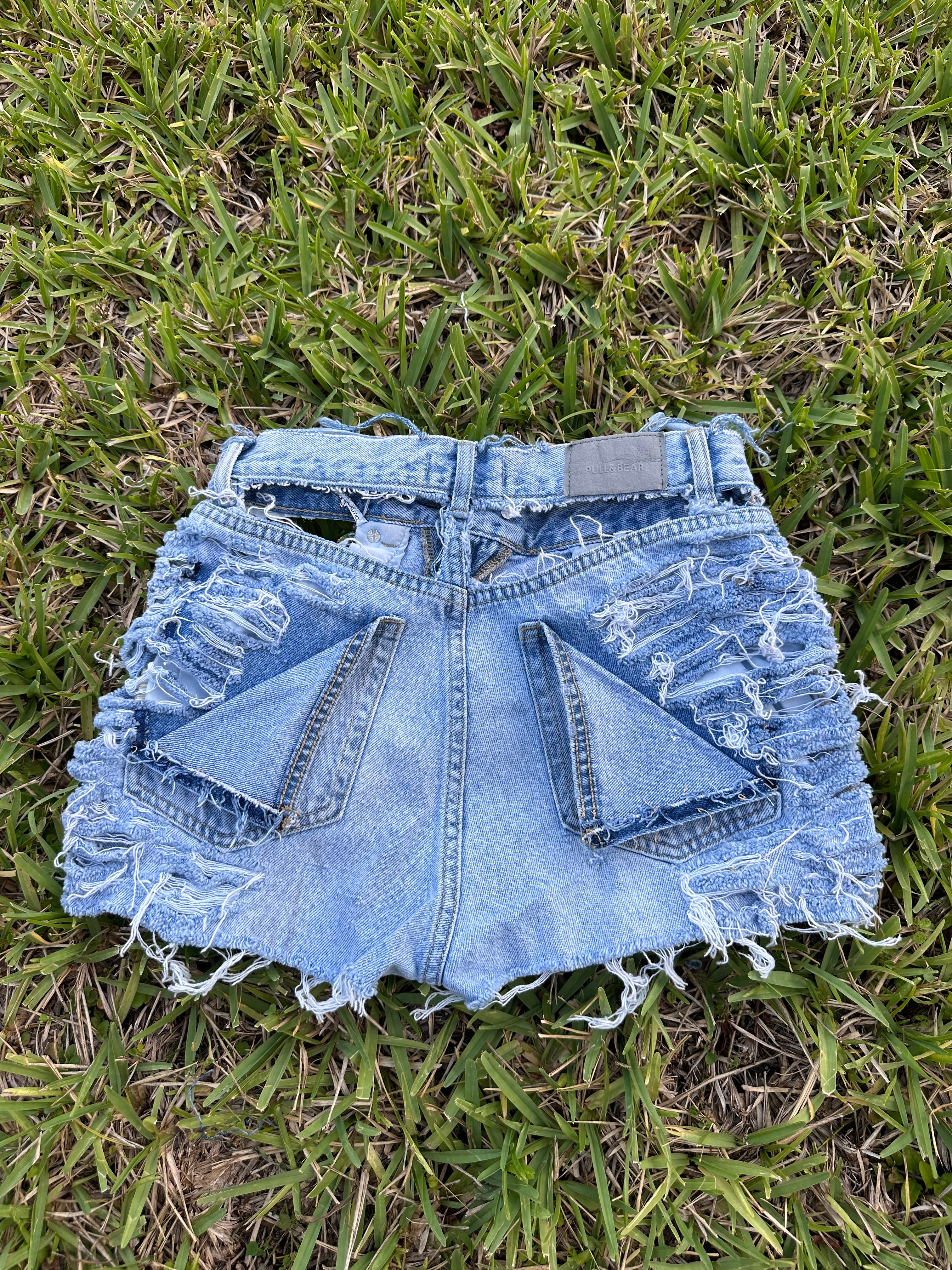 1 of 1 Shorts - Size 4