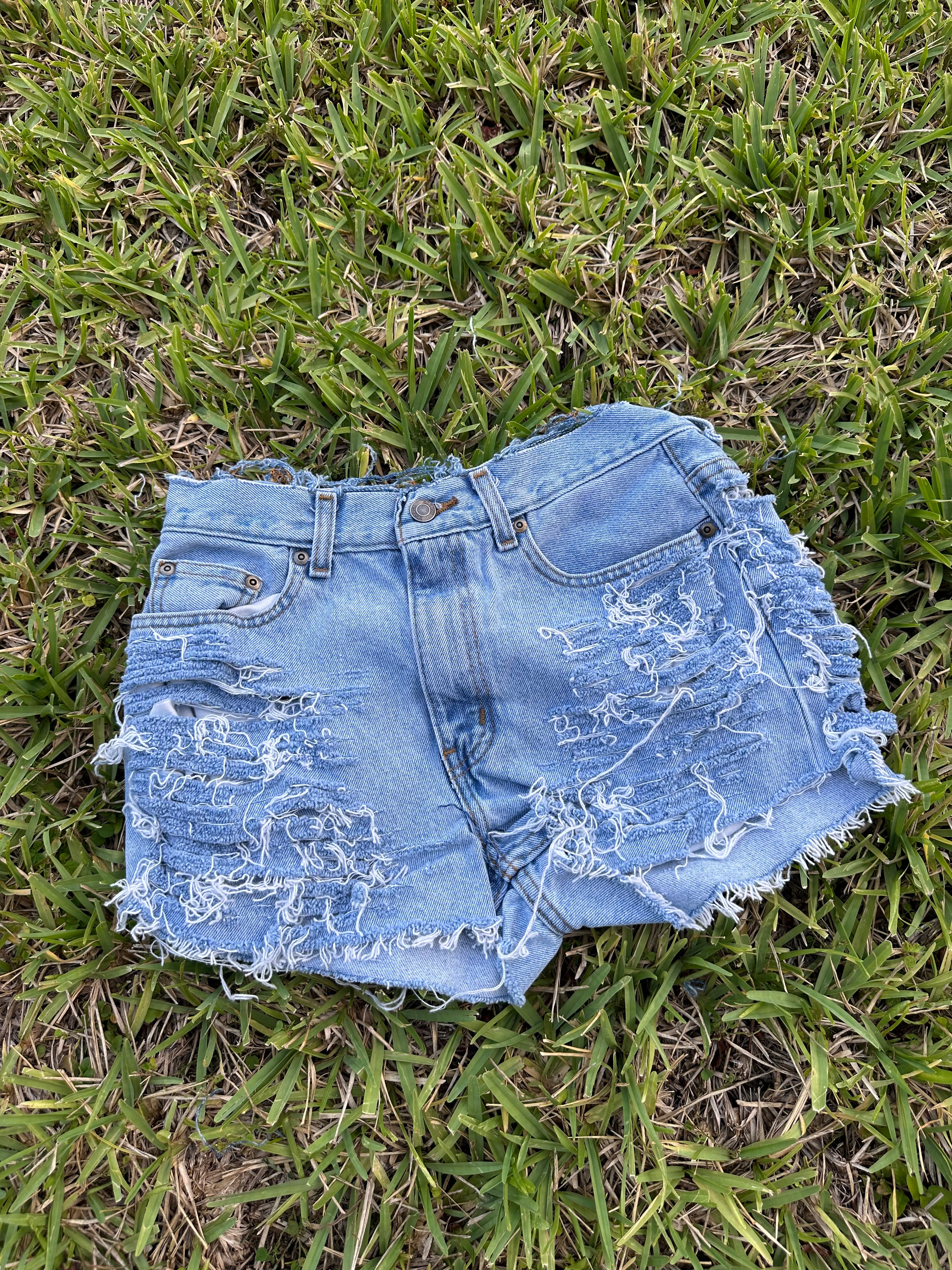 1 of 1 Shorts - Size 29