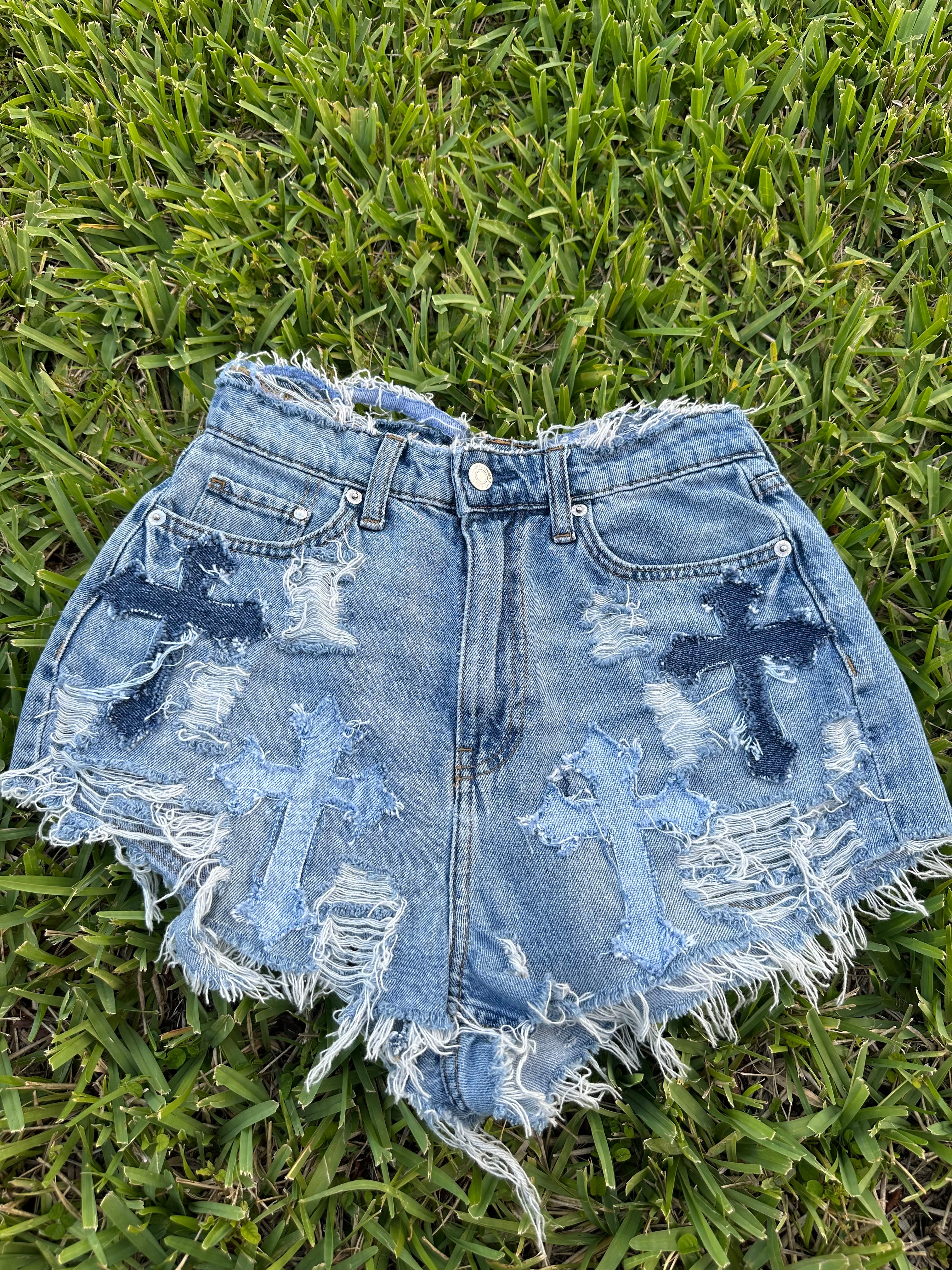 CHROME HEARTS SIZE 4