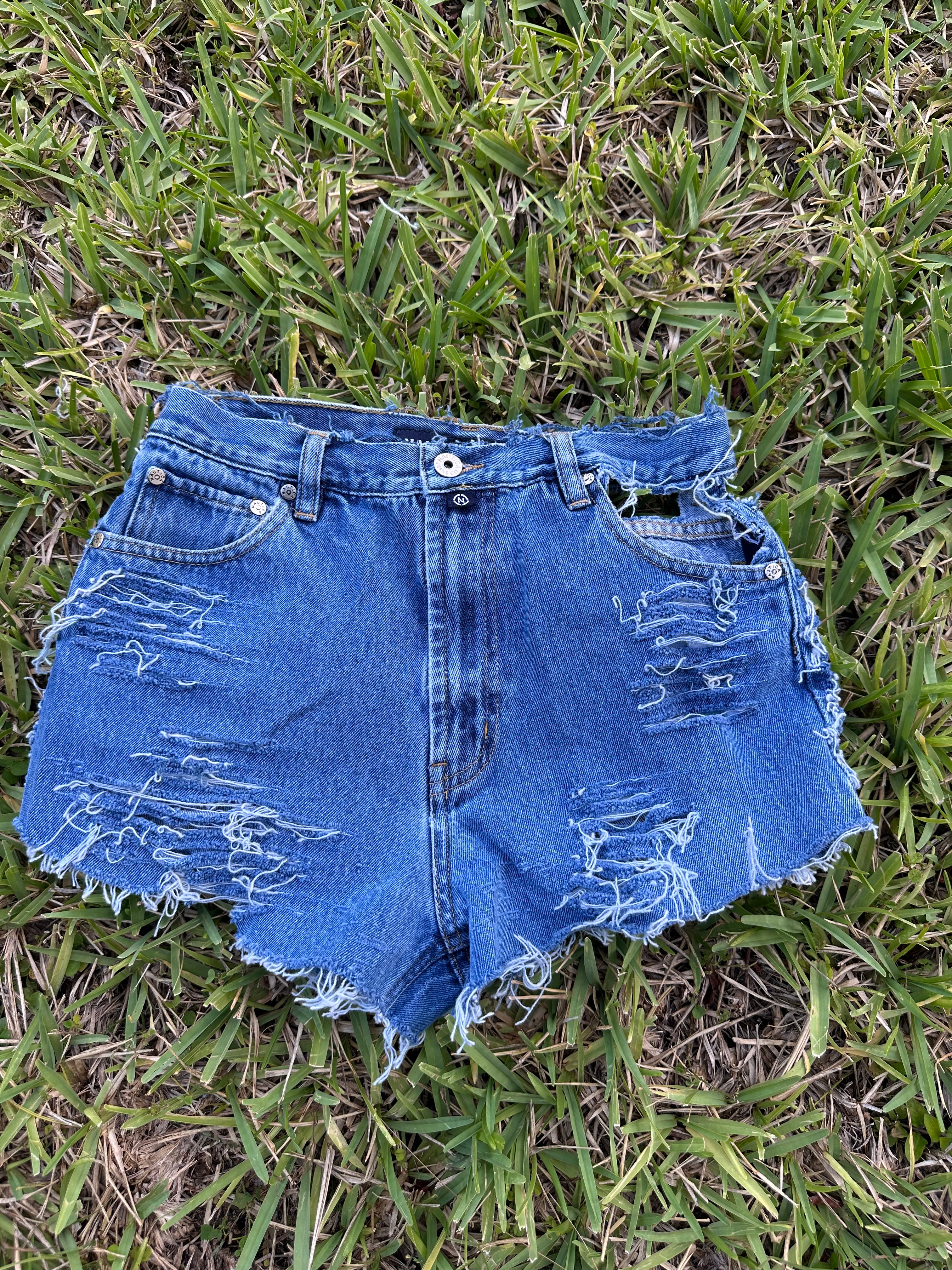 1 of 1 Shorts - Size 30