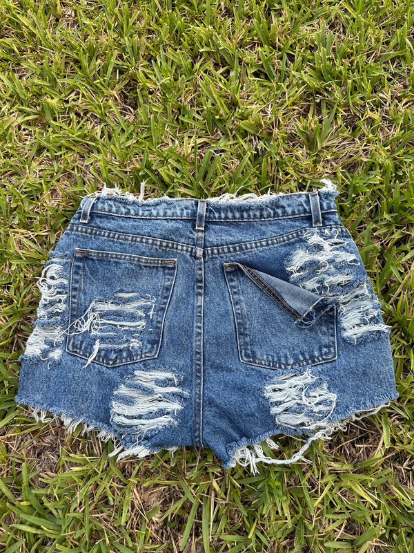 1 of 1 Shorts Size 32
