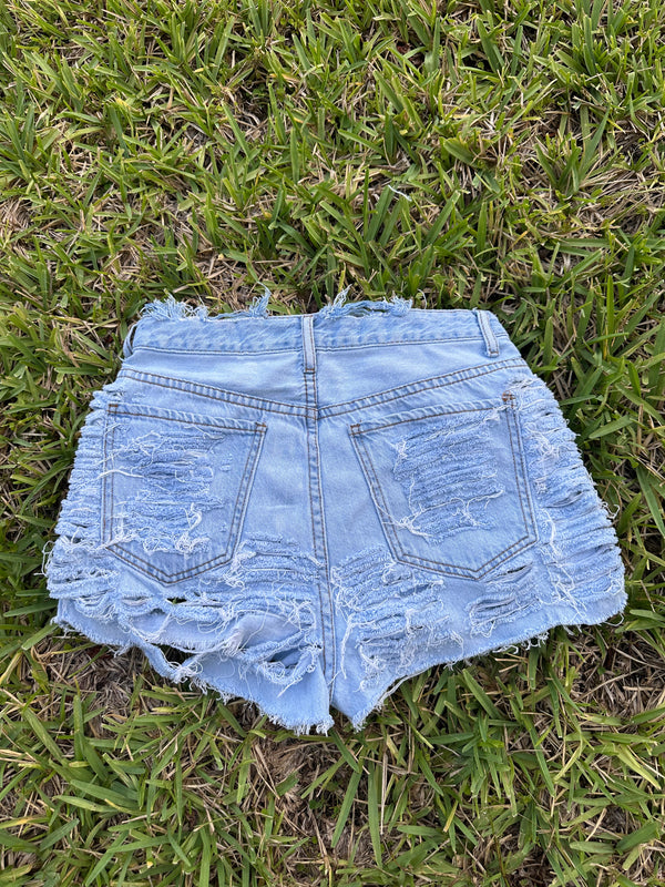 1 of 1 Shorts - Size 9